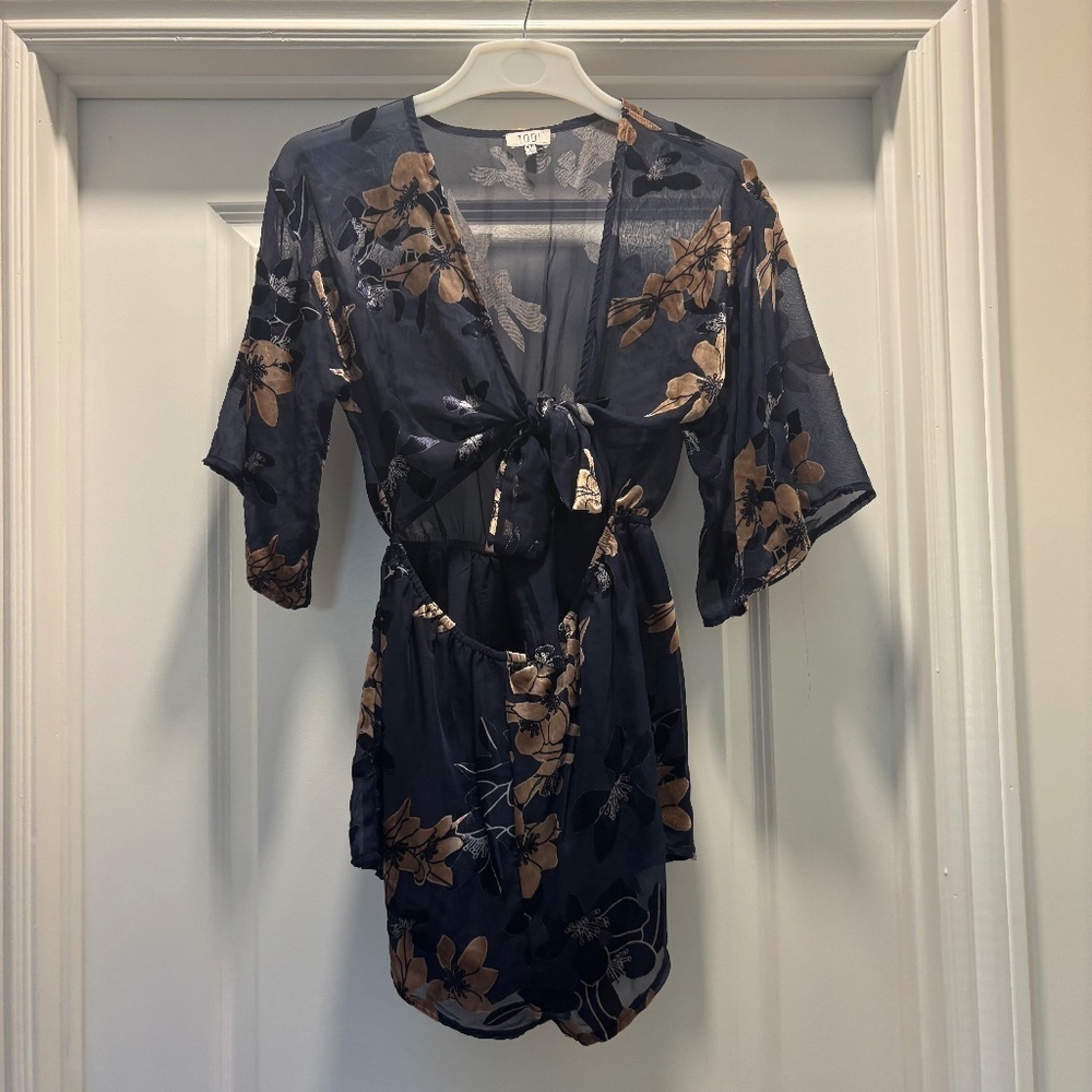 NWOT Tobi Navy Floral Front Tie Chiffon Romper